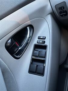 2007 Toyota Camry LE V6   - Photo 14 - Riverside, CA 92505