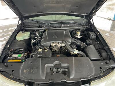 2001 Lincoln Town Car Cartier   - Photo 14 - Riverside, CA 92505