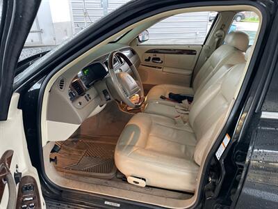 2001 Lincoln Town Car Cartier   - Photo 9 - Riverside, CA 92505