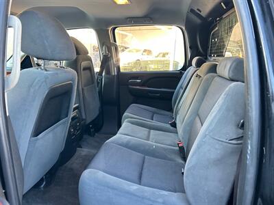 2009 Chevrolet Avalanche LT   - Photo 10 - Riverside, CA 92505