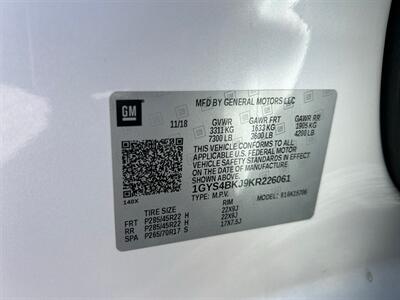 2019 Cadillac Escalade Luxury   - Photo 12 - Riverside, CA 92505