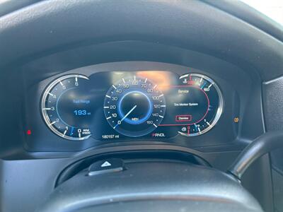 2019 Cadillac Escalade Luxury   - Photo 11 - Riverside, CA 92505