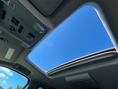 2019 Cadillac Escalade Luxury   - Photo 21 - Riverside, CA 92505