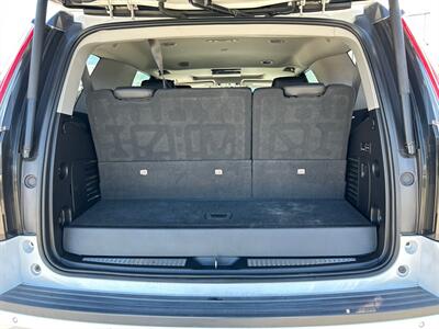 2019 Cadillac Escalade Luxury   - Photo 20 - Riverside, CA 92505