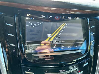 2019 Cadillac Escalade Luxury   - Photo 13 - Riverside, CA 92505