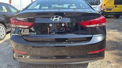 2018 Hyundai ELANTRA SEL   - Photo 2 - La Vergne, TN 37086