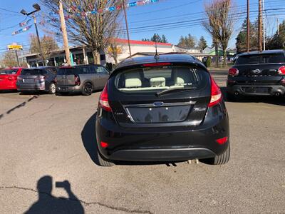 2011 Ford Fiesta SES   - Photo 3 - Portland, OR 97266