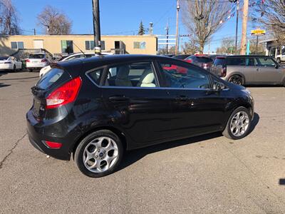 2011 Ford Fiesta SES   - Photo 4 - Portland, OR 97266
