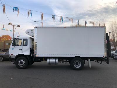 2010 Nissan DIESEL UD3300 - Photo 1 - Portland, OR 97266