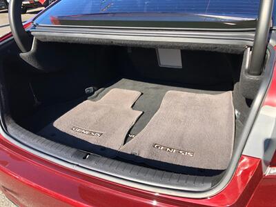 2015 Hyundai Genesis 3.8L   - Photo 8 - Portland, OR 97266