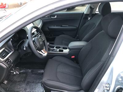 2019 Kia Optima LX   - Photo 9 - Portland, OR 97266