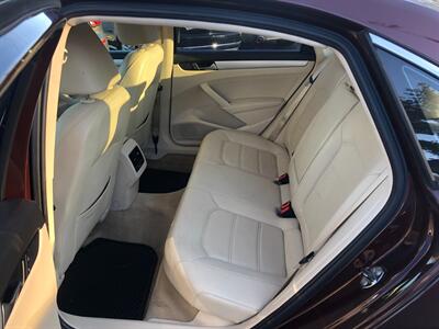 2014 Volkswagen Passat 2.0L TDI SE - Photo 10 - Portland, OR 97266