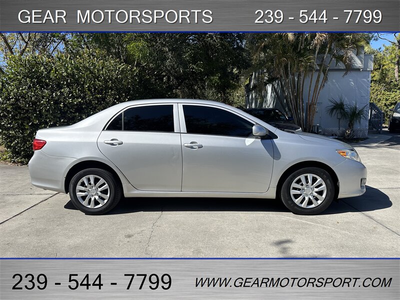 2009 Toyota Corolla LE  