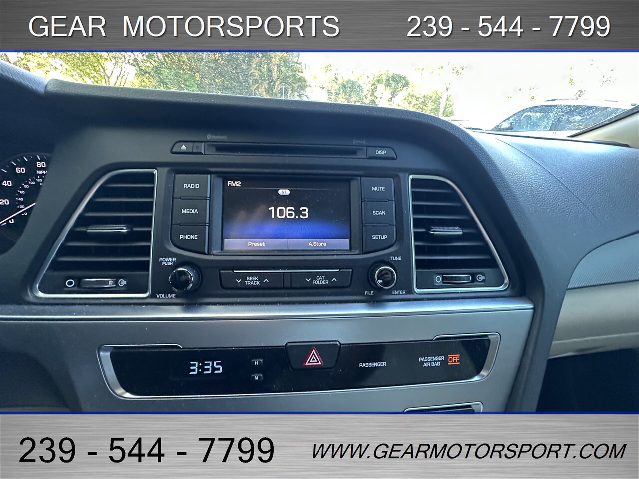 2015 Hyundai SONATA SE - Photo 24 - Estero, FL 33928