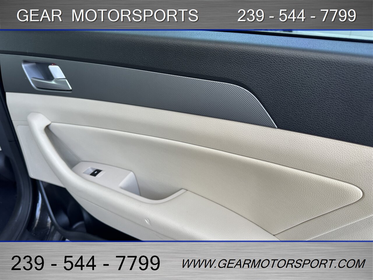 2015 Hyundai SONATA SE - Photo 9 - Estero, FL 33928