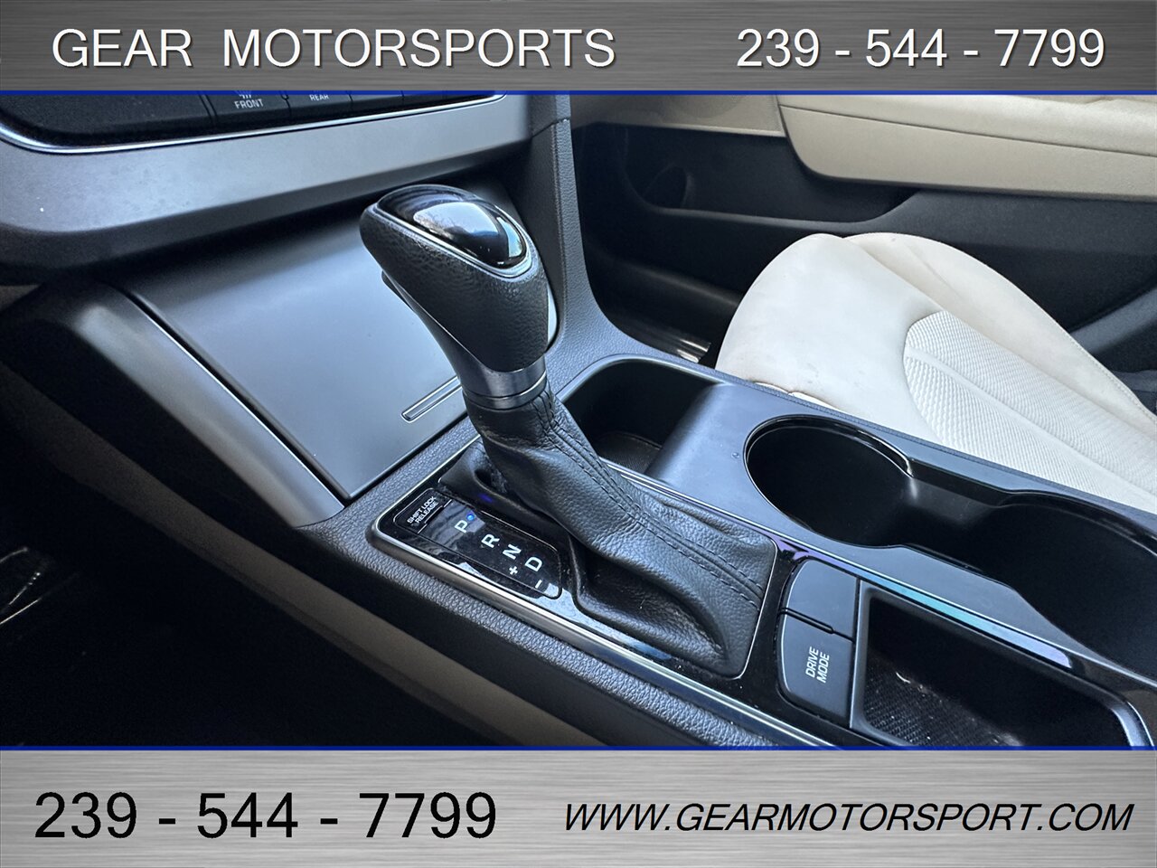 2015 Hyundai SONATA SE - Photo 20 - Estero, FL 33928