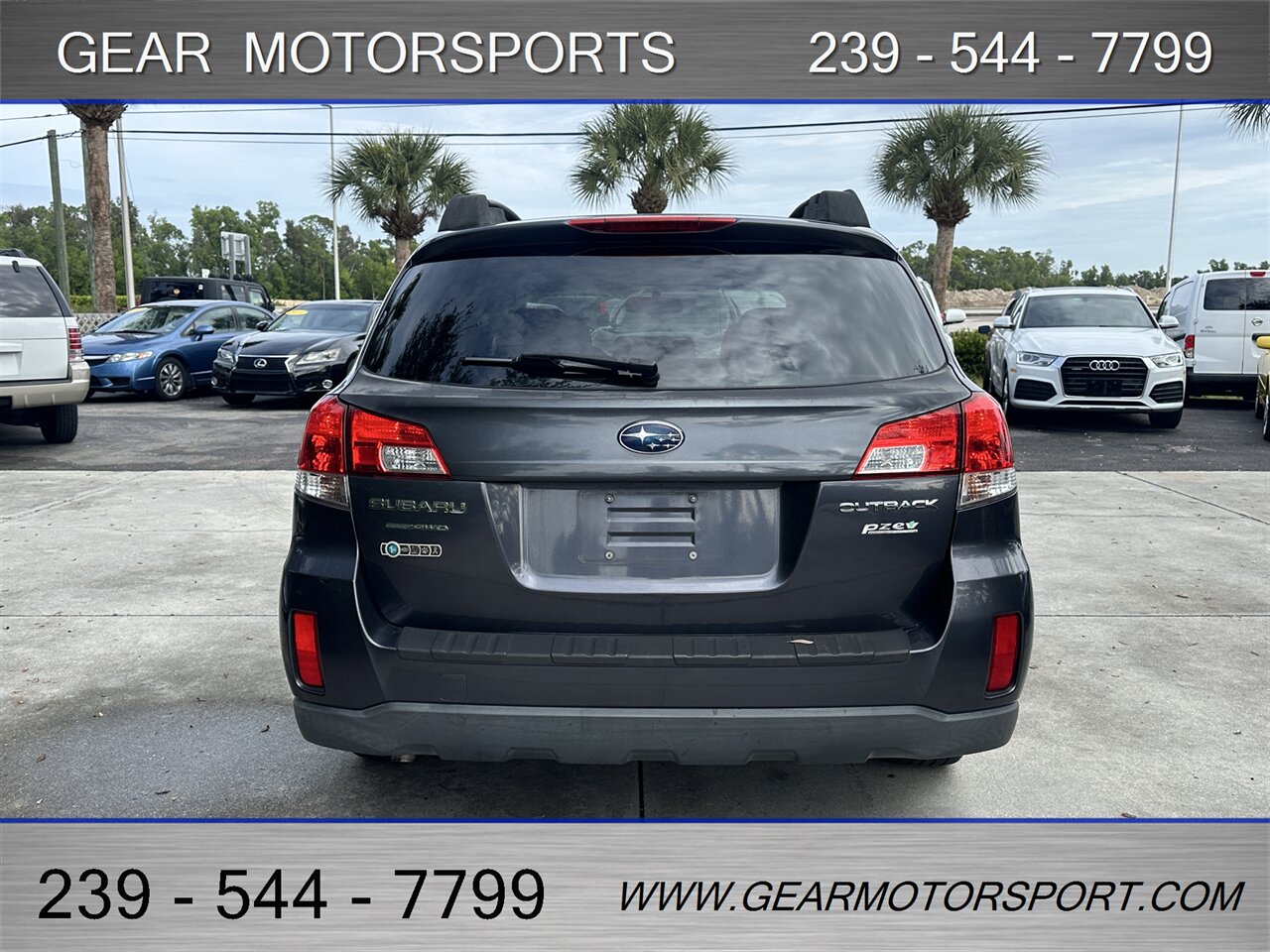 2013 Subaru Outback 2.5i Premium 6-SPEED   - Photo 6 - Estero, FL 33928