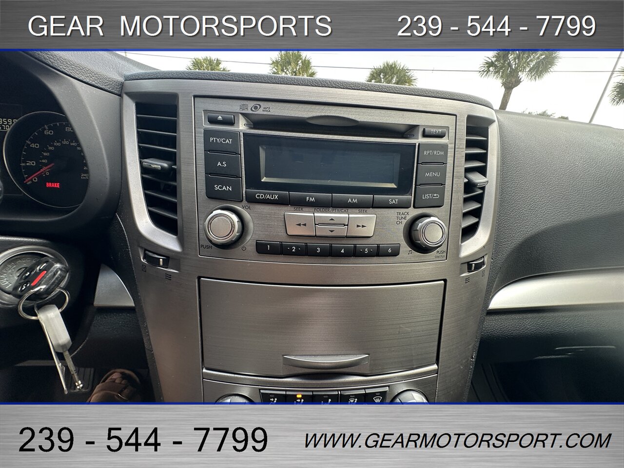 2013 Subaru Outback 2.5i Premium 6-SPEED   - Photo 26 - Estero, FL 33928