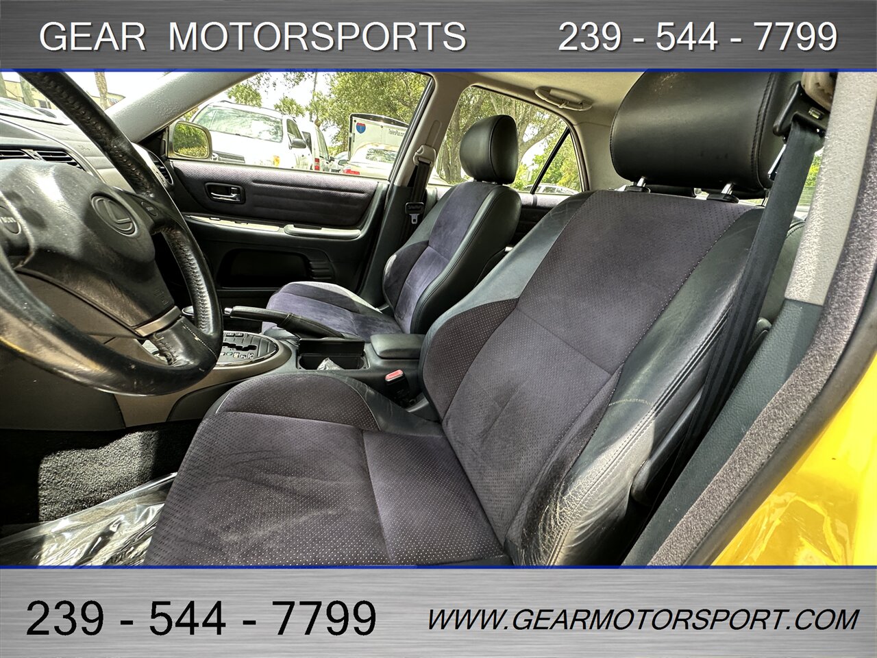 2001 Lexus IS 300 - Photo 11 - Estero, FL 33928