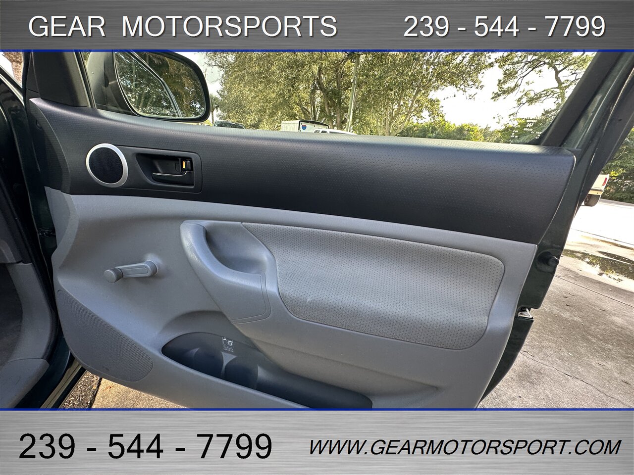 2011 Toyota Tacoma 2WD 5-SPEED 2.7L I4   - Photo 17 - Estero, FL 33928