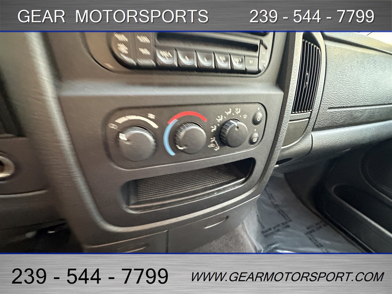 2005 Dodge Ram 1500 SLT Crew Cab 4WD 4.7L V8   - Photo 23 - Estero, FL 33928