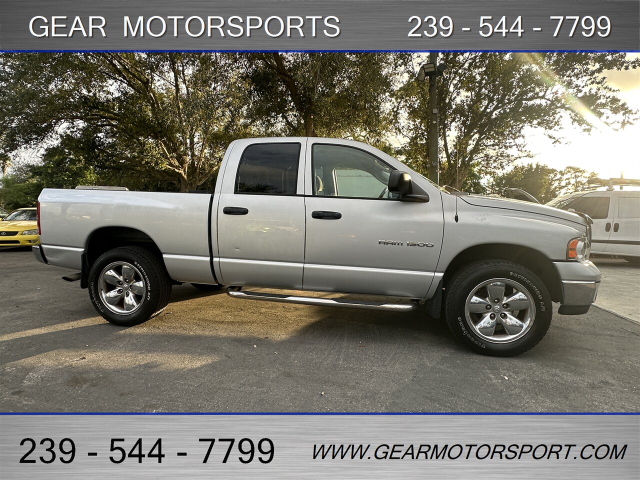 2005 Dodge Ram 1500 SLT Crew Cab 4WD 4.7L V8   - Photo 2 - Estero, FL 33928