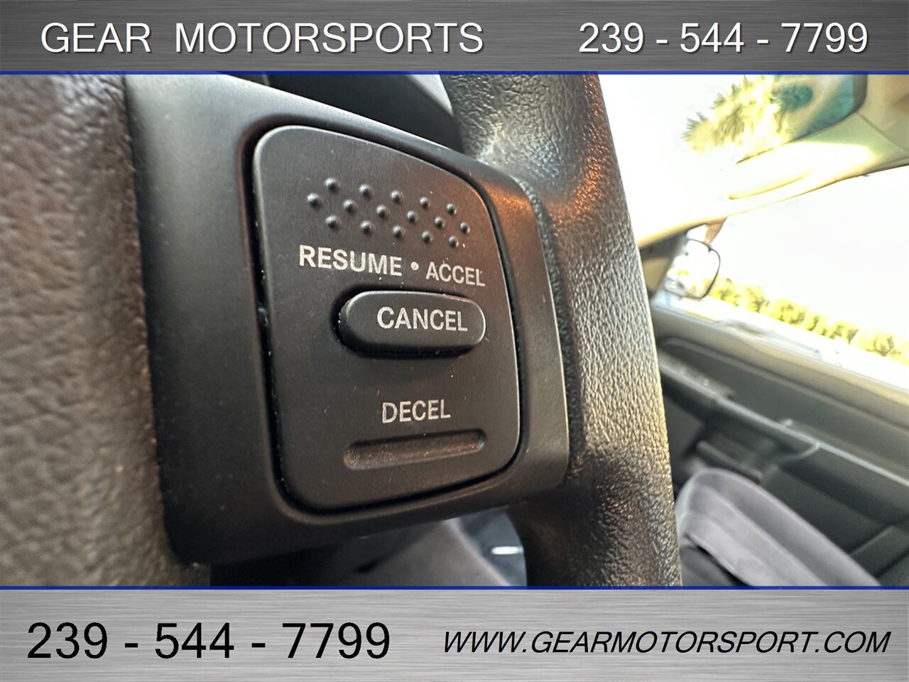 2005 Dodge Ram 1500 SLT Crew Cab 4WD 4.7L V8   - Photo 29 - Estero, FL 33928