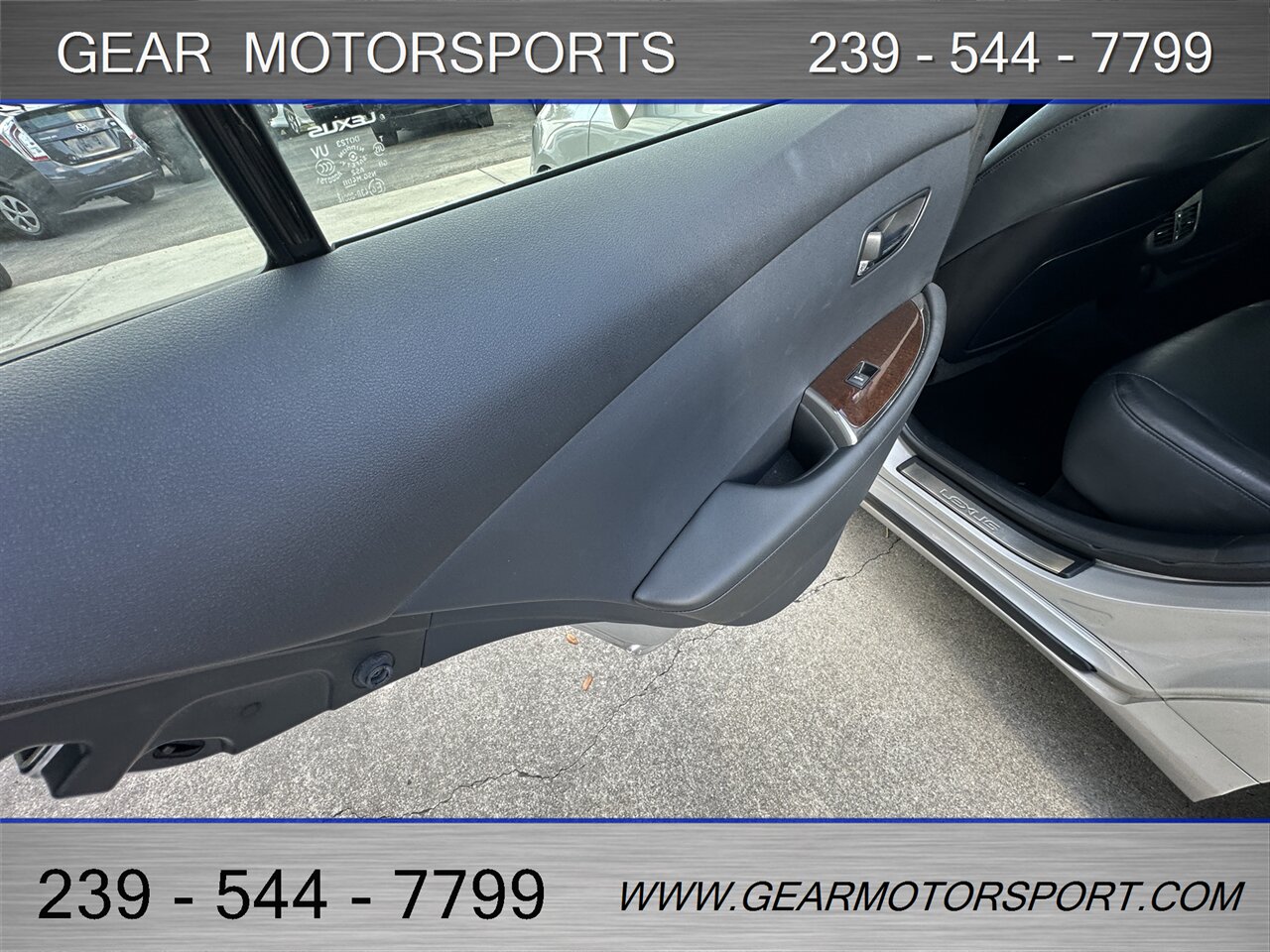 2010 Lexus ES 350   - Photo 12 - Estero, FL 33928