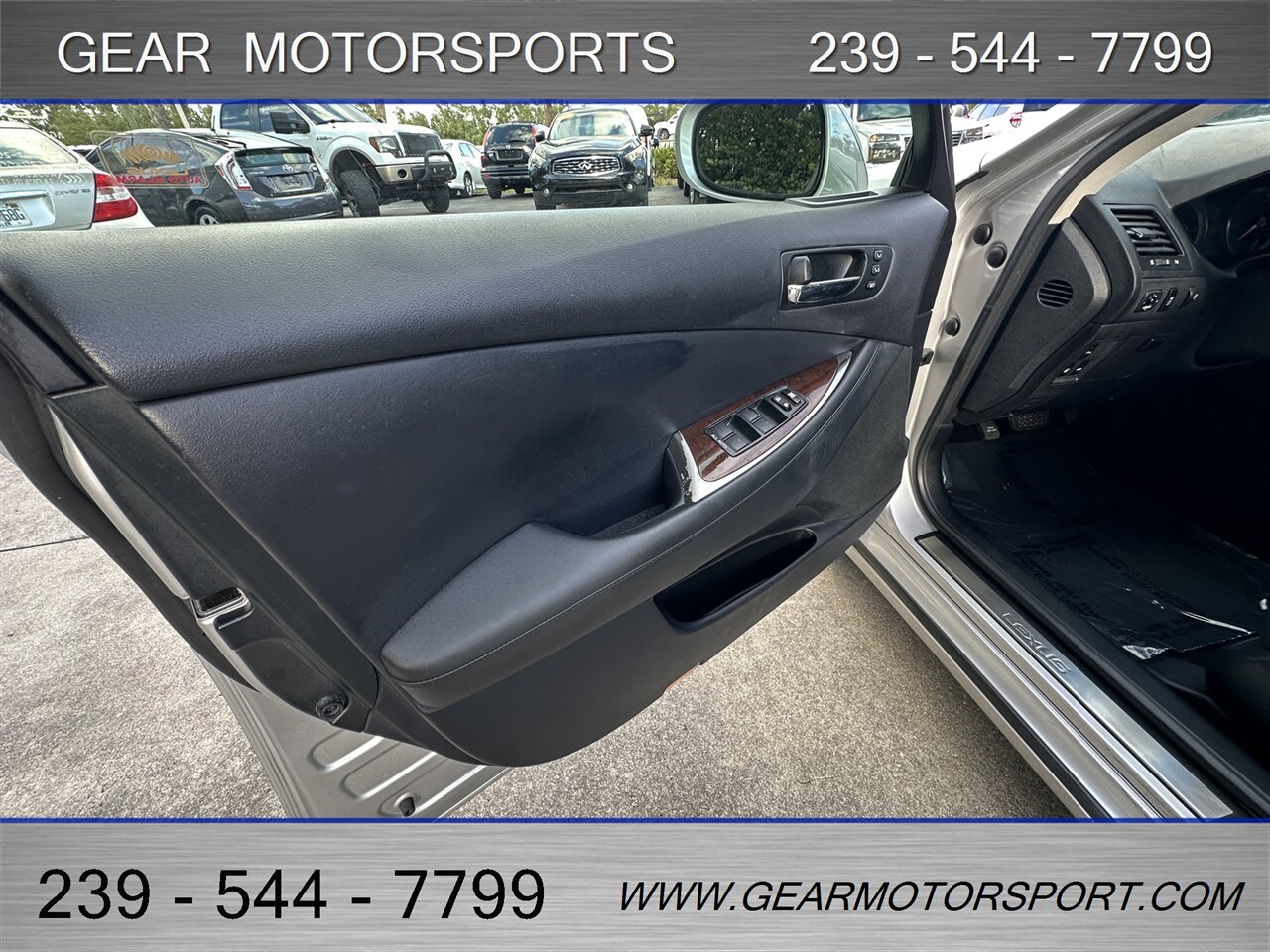 2010 Lexus ES 350   - Photo 9 - Estero, FL 33928