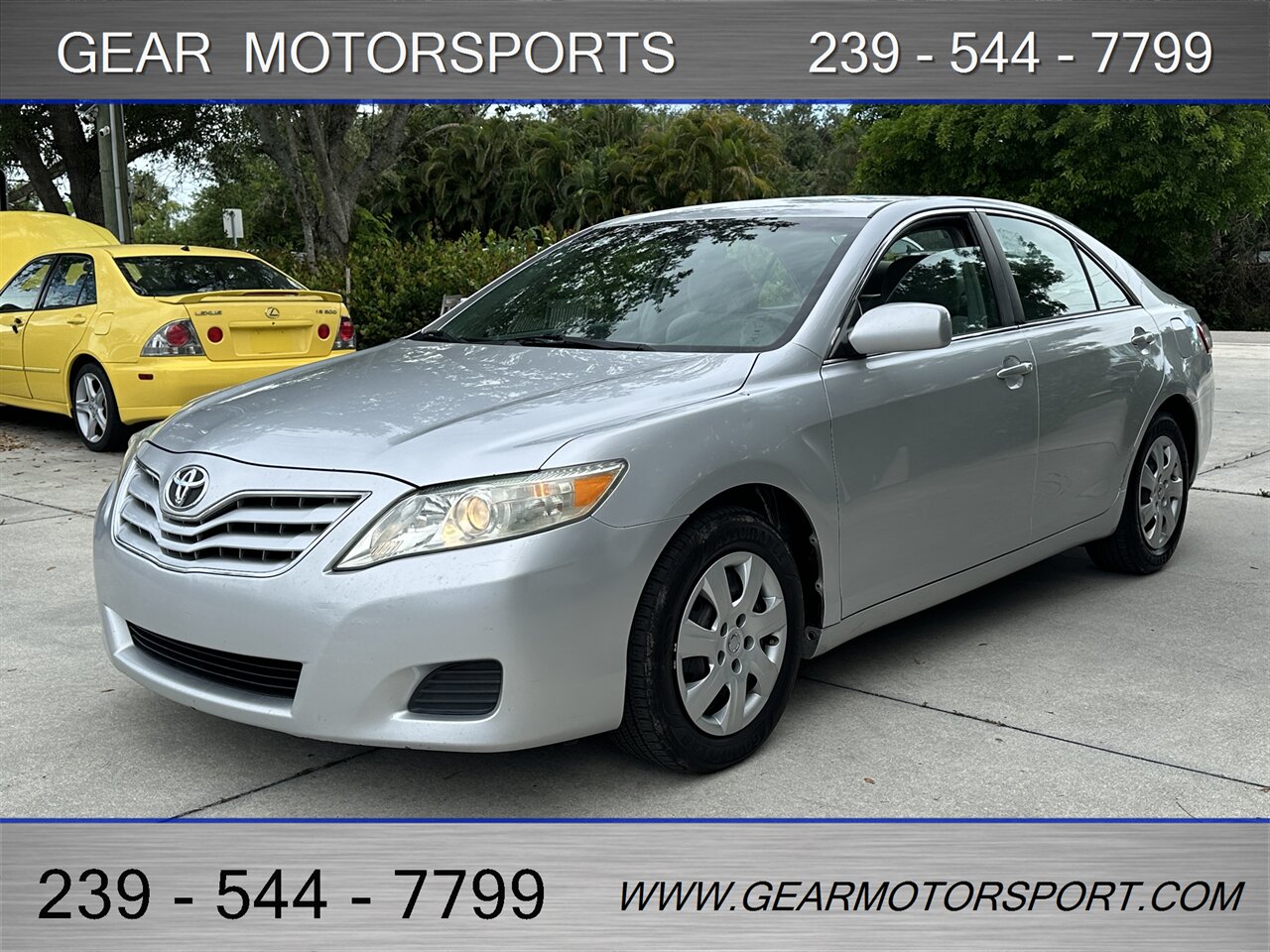 2010 Toyota Camry LE   - Photo 6 - Estero, FL 33928