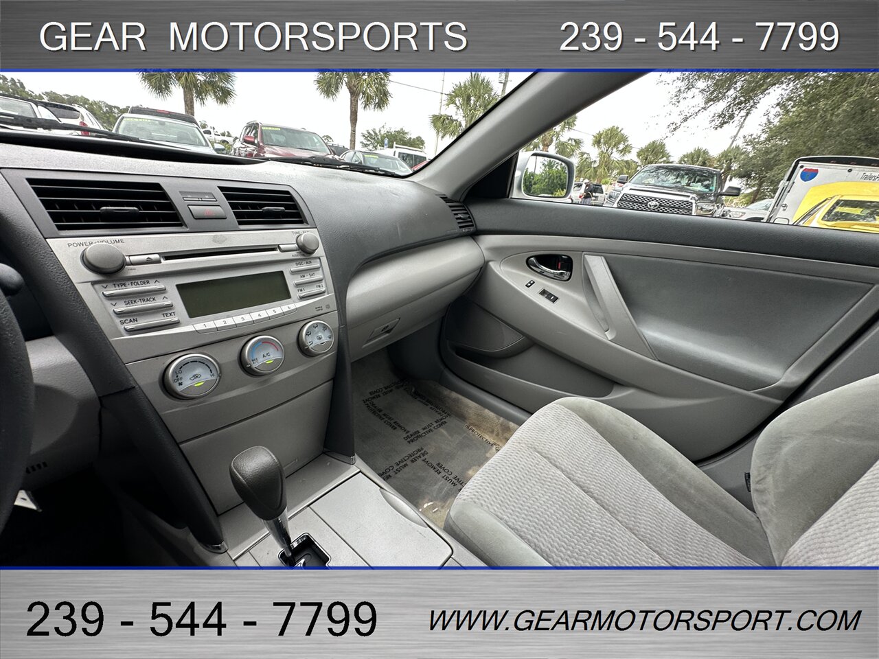 2010 Toyota Camry LE   - Photo 16 - Estero, FL 33928