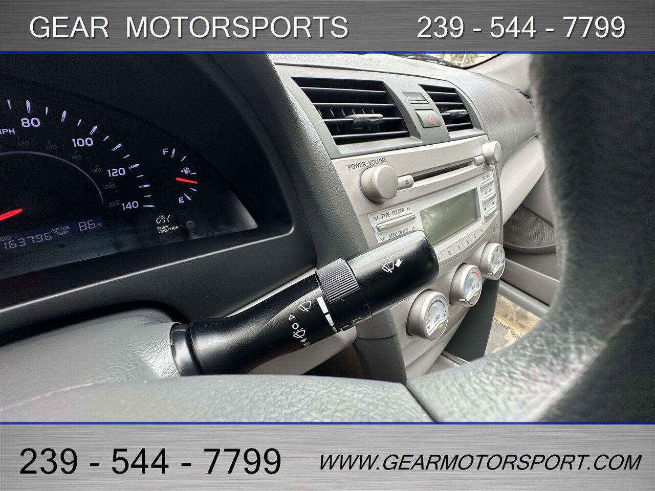 2010 Toyota Camry LE   - Photo 19 - Estero, FL 33928