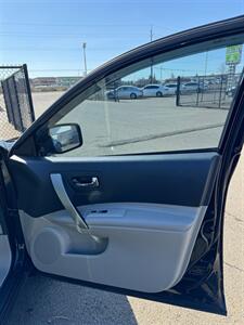2013 Nissan Rogue SV w/SL Package   - Photo 8 - Albany, OR 97322