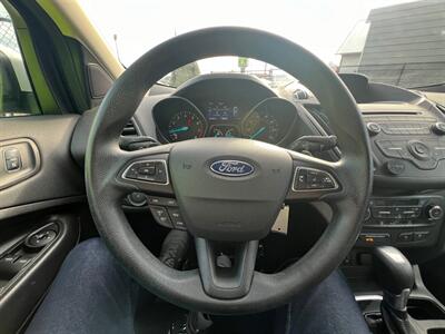 2017 Ford Escape SE   - Photo 13 - Albany, OR 97322