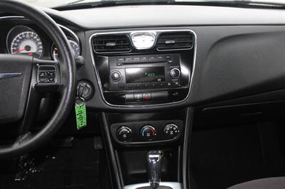 2014 Chrysler 200 LX   - Photo 15 - Albany, OR 97322