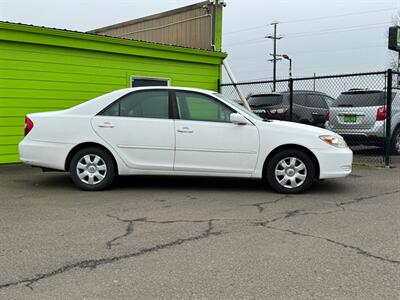 2003 Toyota Camry LE   - Photo 2 - Albany, OR 97322