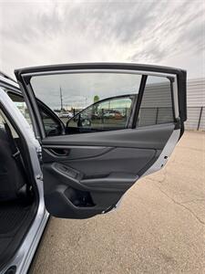 2018 Subaru Crosstrek 2.0i Premium   - Photo 13 - Albany, OR 97322