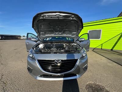 2015 Mazda Mazda3 i Sport   - Photo 6 - Albany, OR 97322