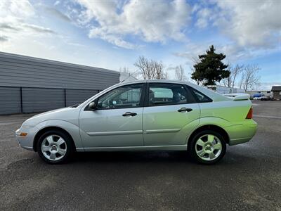 2006 Ford Focus ZX4 S   - Photo 5 - Albany, OR 97322