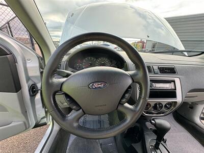 2006 Ford Focus ZX4 S   - Photo 17 - Albany, OR 97322