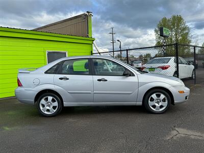 2006 Ford Focus ZX4 S   - Photo 2 - Albany, OR 97322