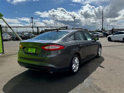 2016 Ford Fusion SE   - Photo 3 - Albany, OR 97322