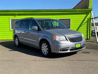2014 Chrysler Town and Country Touring   - Photo 1 - Albany, OR 97322