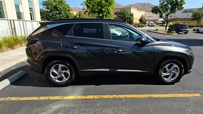 2022 Hyundai Tucson SEL   - Photo 9 - Riverside, CA 92501