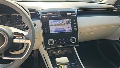 2022 Hyundai Tucson SEL   - Photo 6 - Riverside, CA 92501