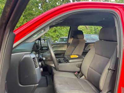 2017 Chevrolet Silverado 3500HD CC Work Truck Crew Cab LB DRW   - Photo 22 - North Reading, MA 01864