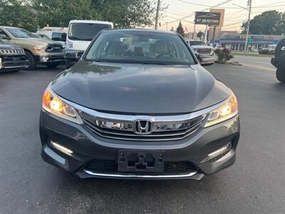 2017 Honda Accord EX   - Photo 9 - North Reading, MA 01864