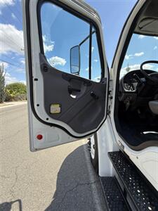 2019 Freightliner M2 ROLLBACK TOW TRUCK - Photo 10 - Mira Loma, CA 91752