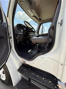 2019 Freightliner M2 ROLLBACK TOW TRUCK - Photo 11 - Mira Loma, CA 91752