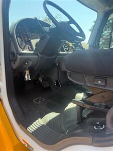 2022 Freightliner M2 - Photo 5 - Mira Loma, CA 91752